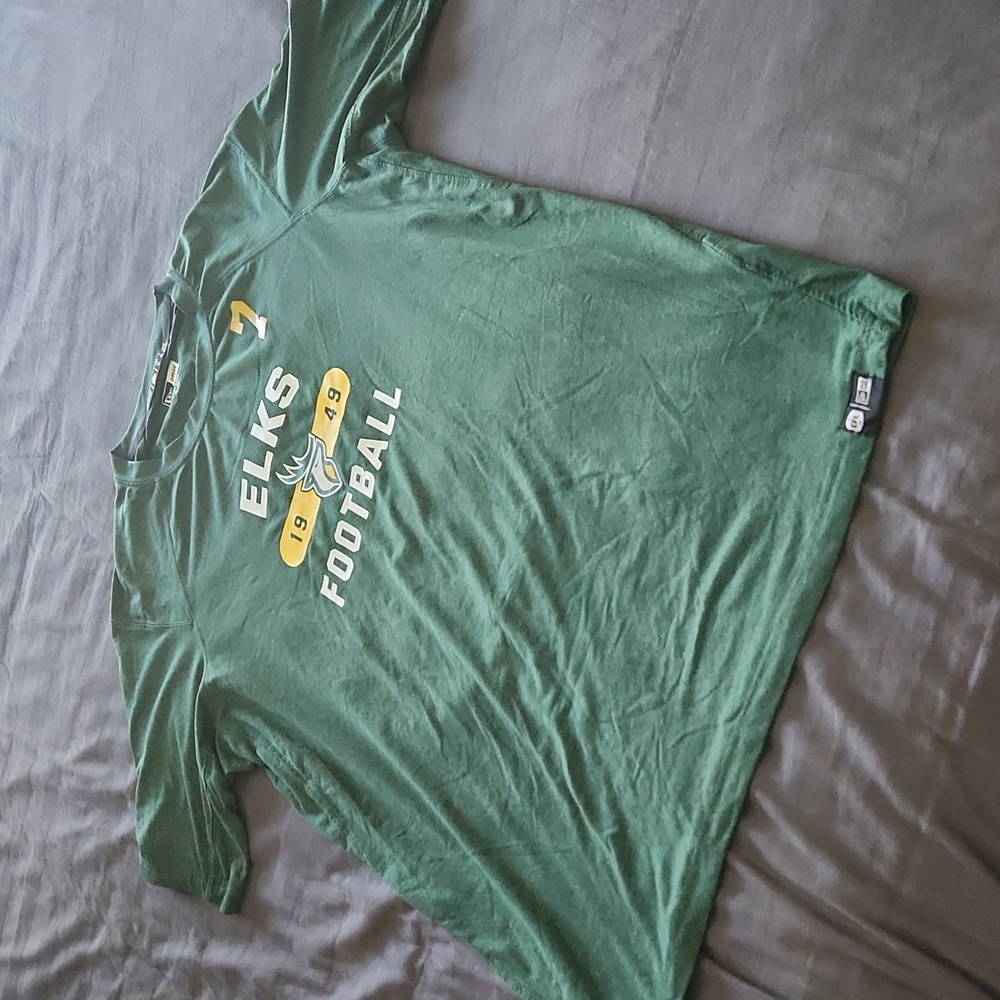 Men's Edmonton Elks tshirt, size XL